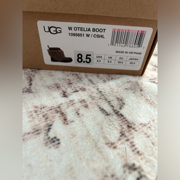 COPY - UGG Otelia Coconut Leather Sheepskin Cuff Ankle Mini Boots Booties Size … - Picture 4 of 13